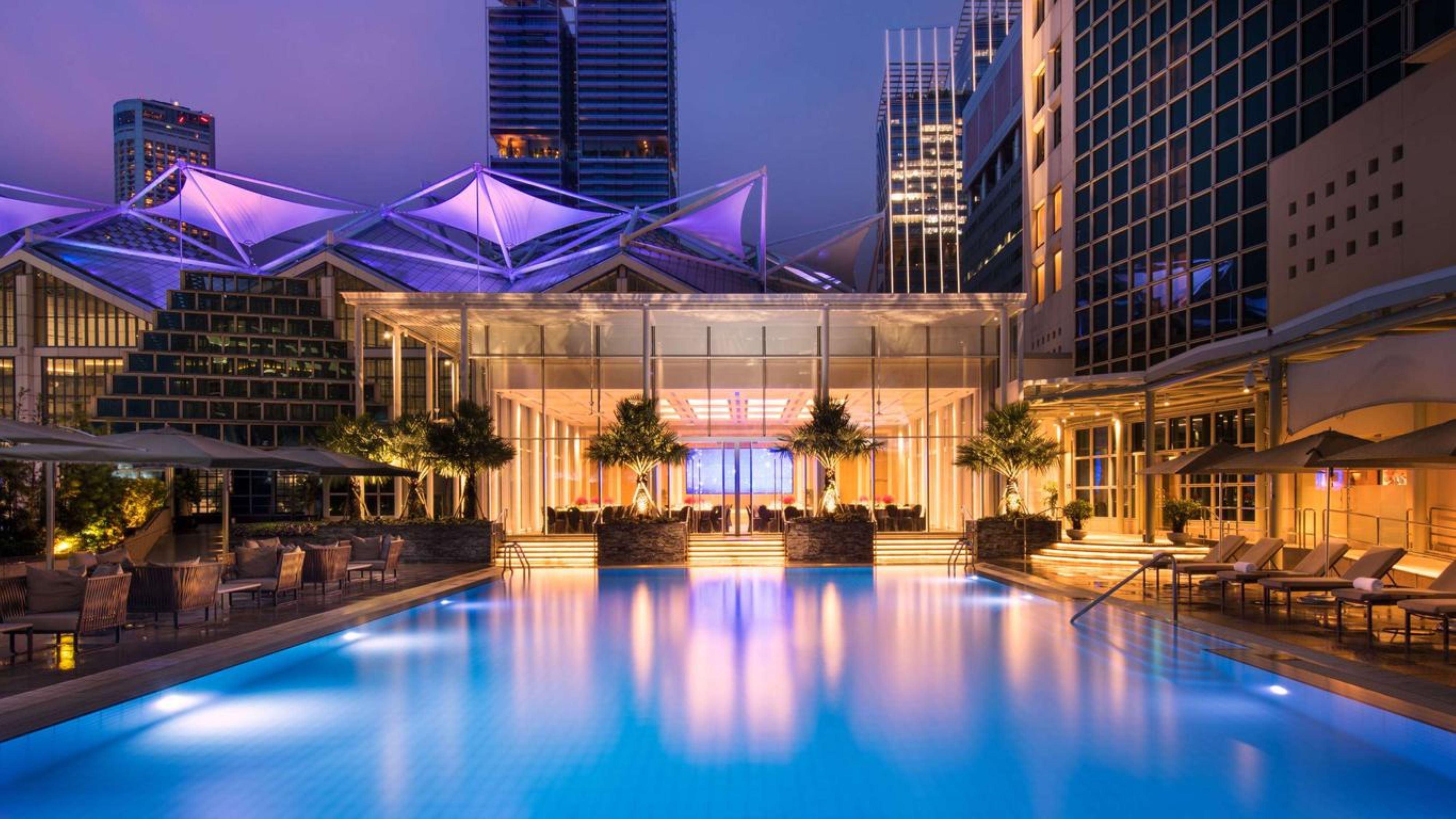 3D2N Conrad Centennial Hotel + 2 way airport transfer + Alive Museum + Gardens by the bay Admission E-ticket